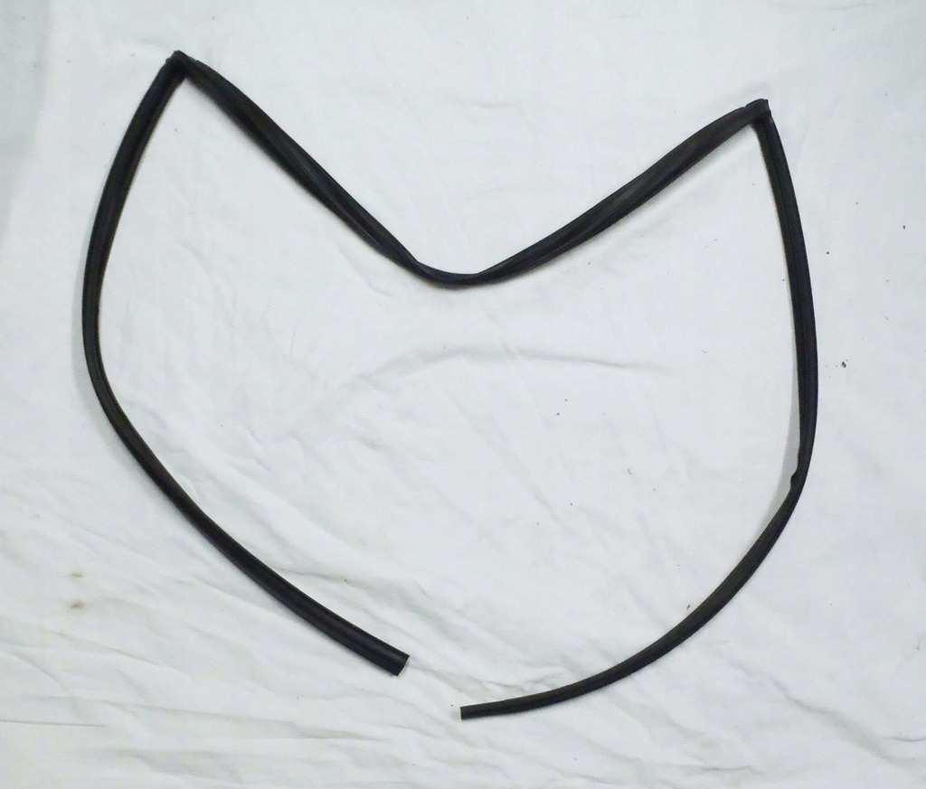 фото №1, Corolla e12 02-07 прокладка стекло рамка дверь задняя