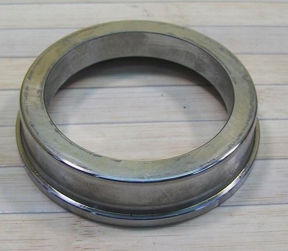 фото №3, Підкладка ступиця підшипник mercedes vario 6883340015