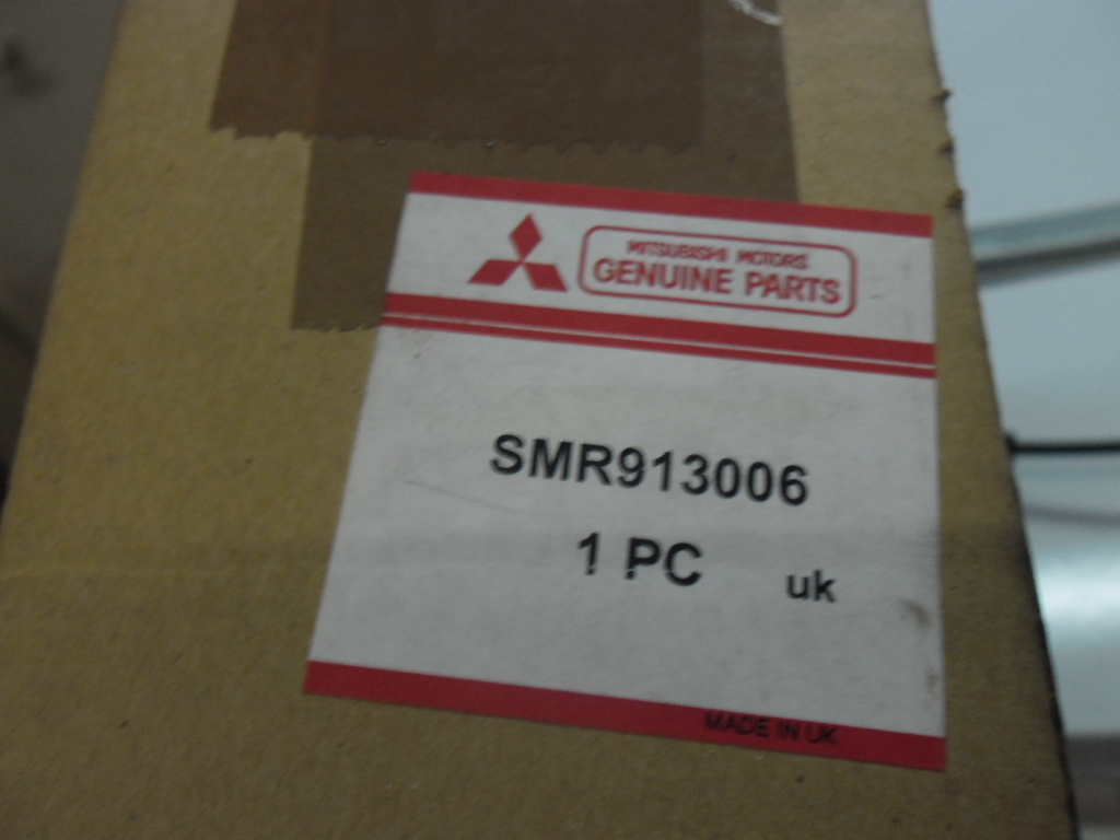 фото №3, Подъемник стекло space star правый перед оригинал