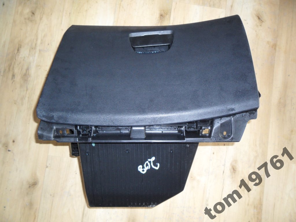 фото №1, Бардачок полка do peugeot 208