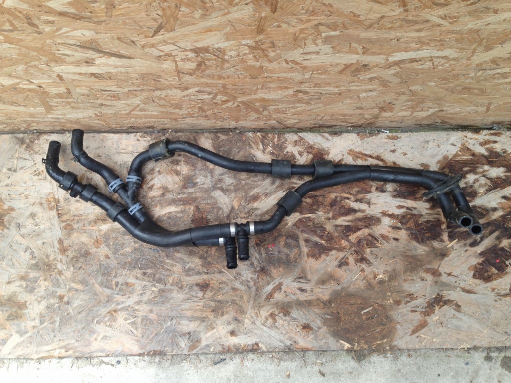 фото №1, Wąż wody audi q7 4m0819345