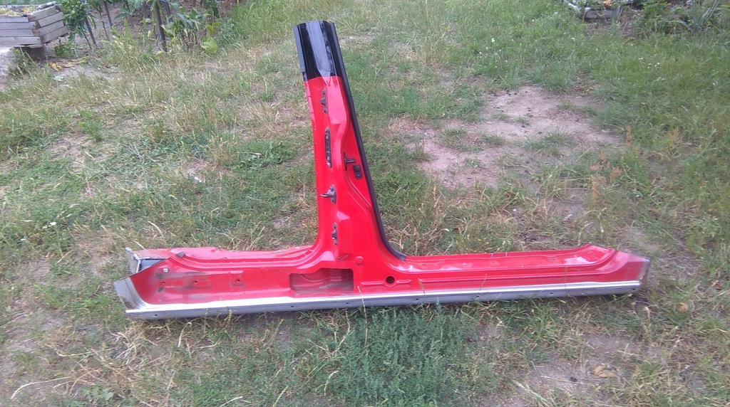 фото №1, Mitsubishi space runner 99-02 поріг правий