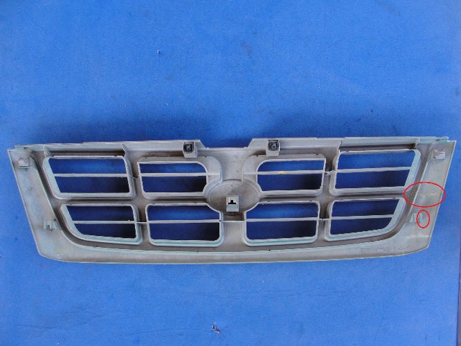 фото №2, Subaru forester 1998-2000 98-00 решітка радіатора решітка радіатора перед