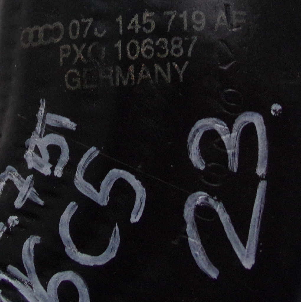 Audi a6 c5 2.7 труба шланг воздуха 078133719af Цена