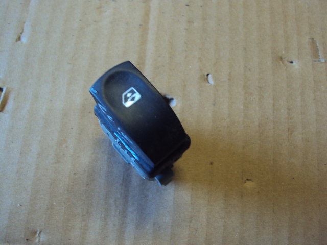 фото №1, Переключатель окон левый задняя renault clio iii dci