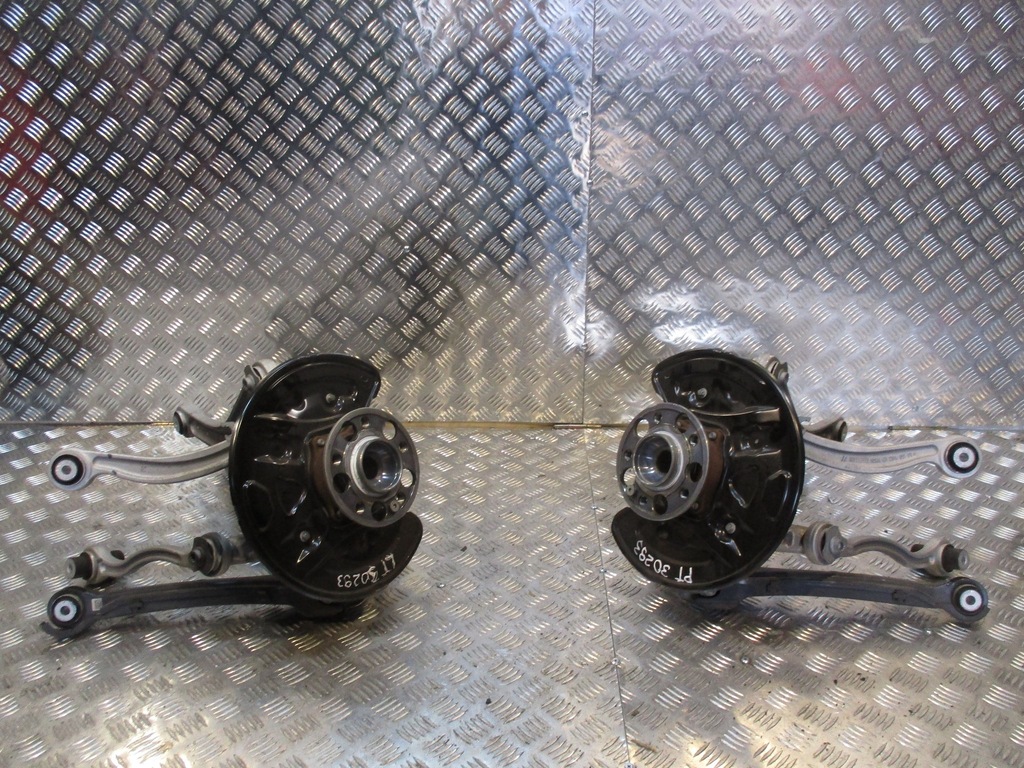 фото №1, Mercedes e w213 поворотний кулак ступиця важіль задня