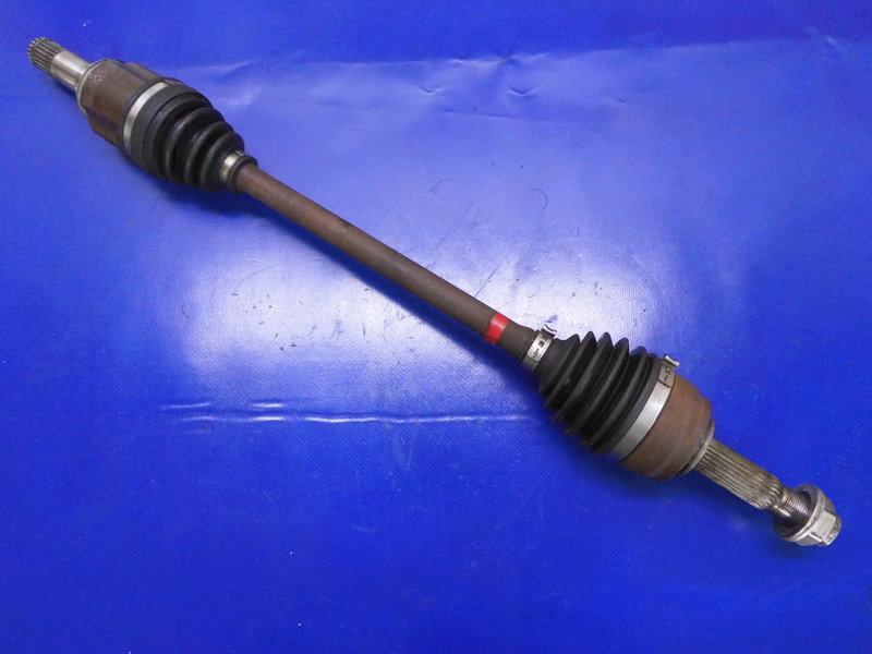 Купити Привідний вал ліва короткий mitsubishi space star 2 1.0ben