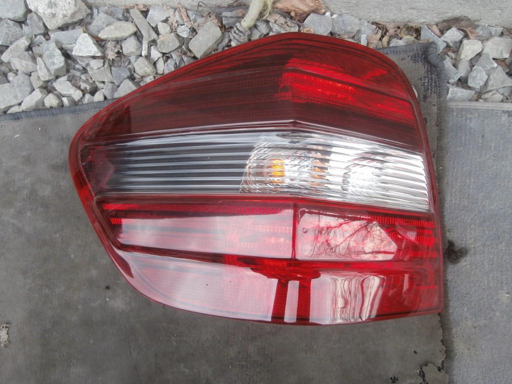 Купить Лампа левая задняя задний  mercedes ml 164