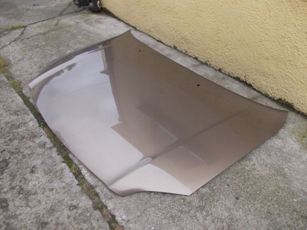 фото №4, Toyota avensis ii t25 03- капот