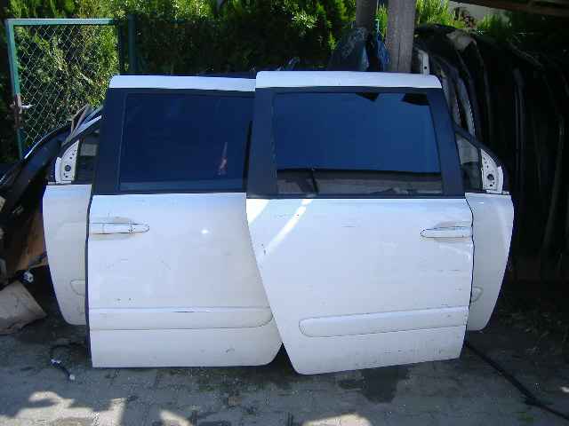 фото №1, Kia carnival ii iii 06- дверь левая задняя