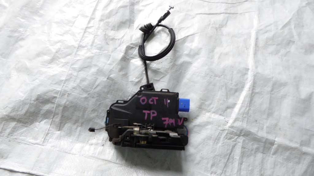 фото №1, Замок дверь задняя правый skoda octavia ii 2 7 pinów