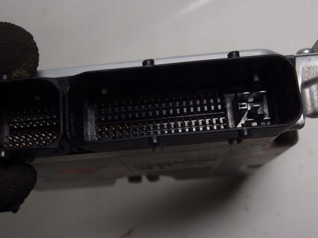 фото №7, Бортовой компьютер двигателя 275800-7492 legacy iv 2.0 d 2006r