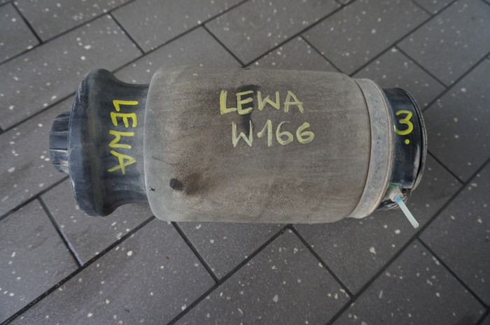 Купити Подушка задній пневмоподушка airmatic ліва mercedes ml w166