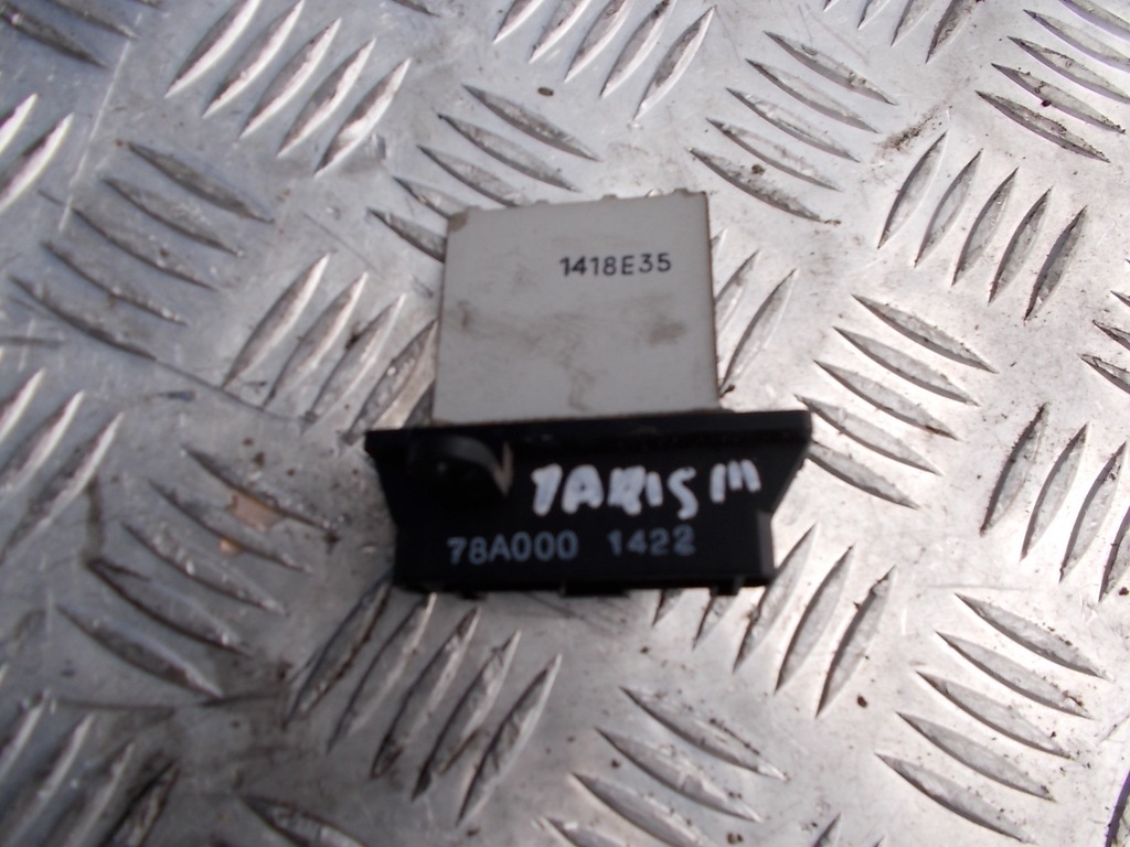 фото №1, Toyota yaris iii резистор резистор 12-16