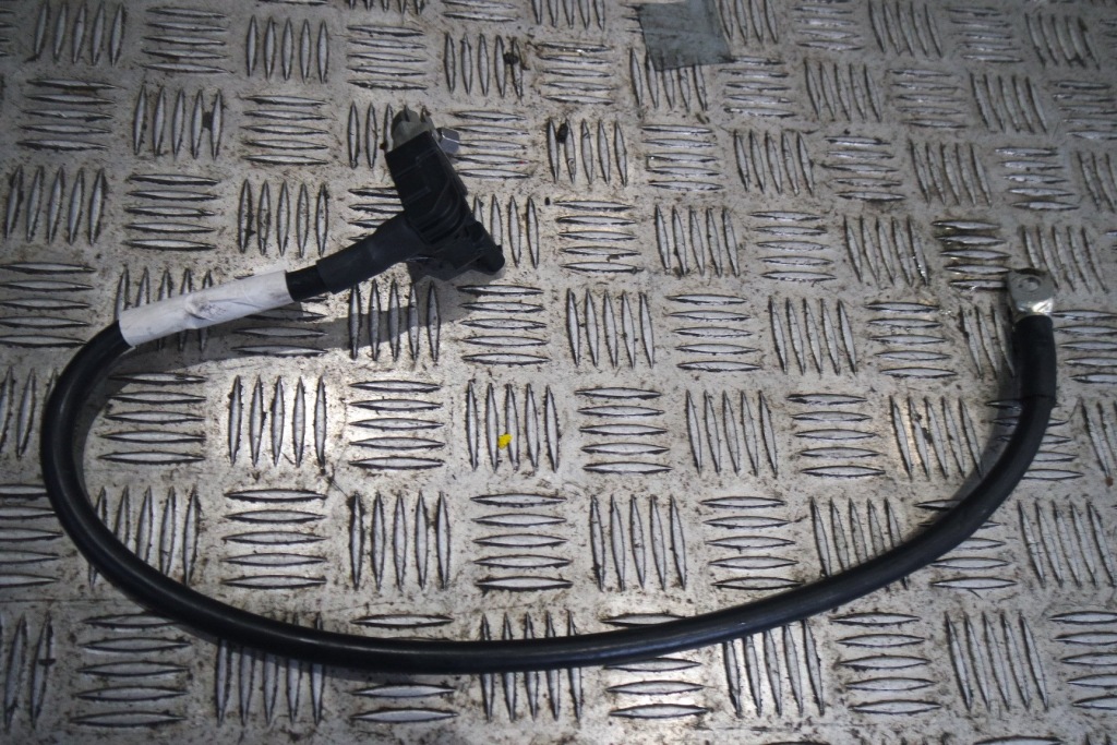 фото №1, Клемма минус czarna porsche panamera 97061104304