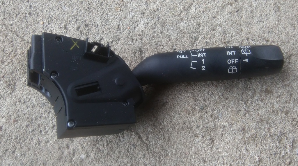 фото №1, Mazda 2 02-07 переключатель комбинированный дворник