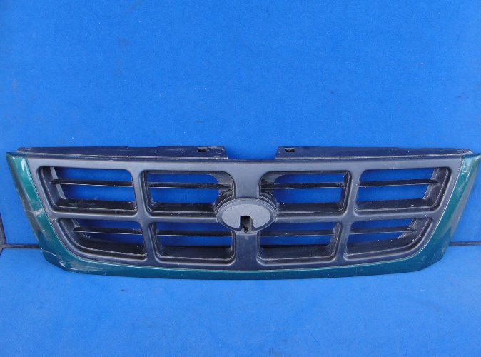 фото №1, Subaru forester 1998-2000 98-00 решітка радіатора решітка радіатора перед