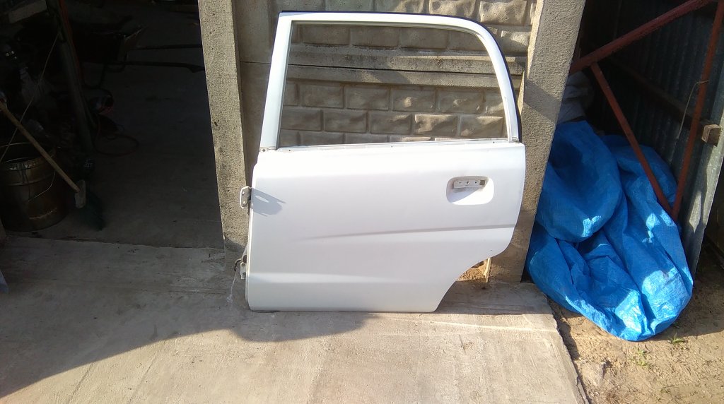 фото №1, Suzuki alto 02-08 дверь левая задняя задние