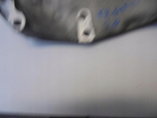 фото №2, Кронштейн двигуна trafic vivaro 2.0 dci