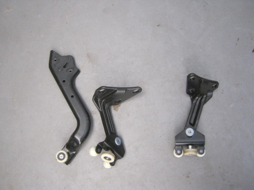 фото №1, Vw crafter sprinter 906 ролик дверь a9067601847