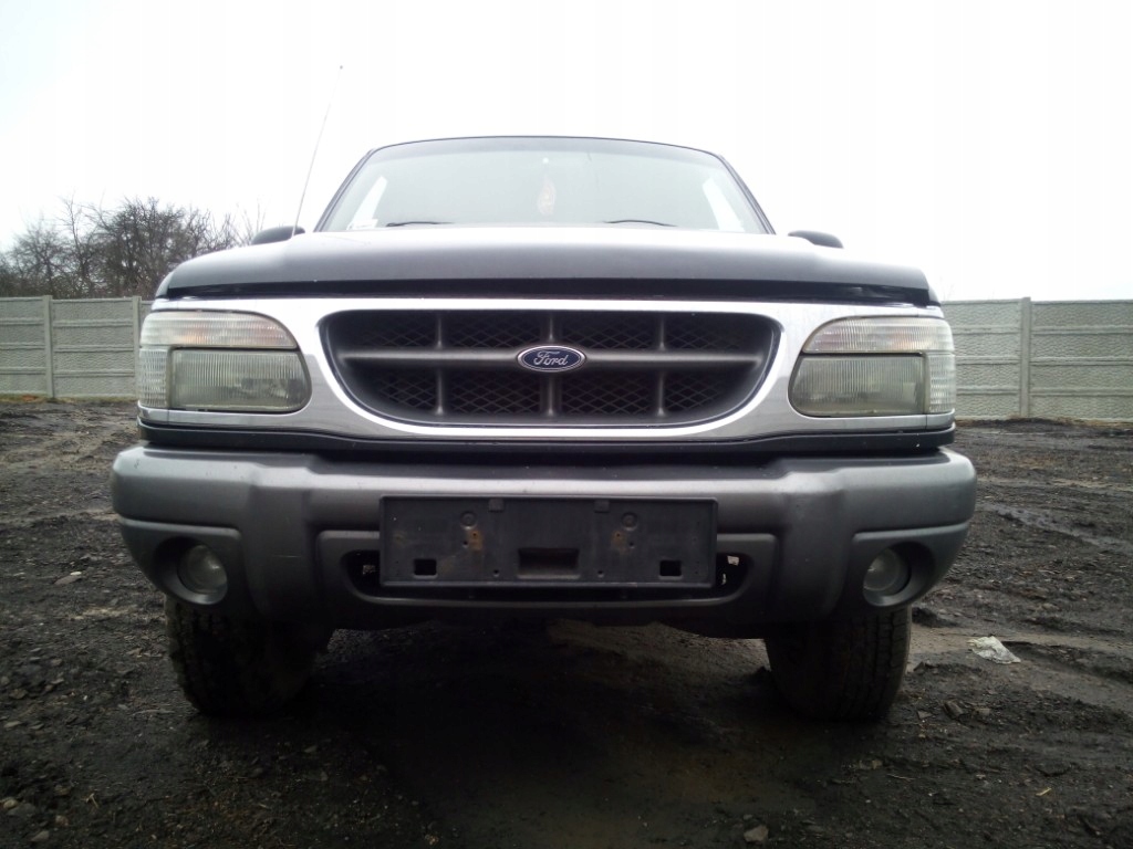 фото №1, Бампер перед lift пластик ford explorer 2000r.