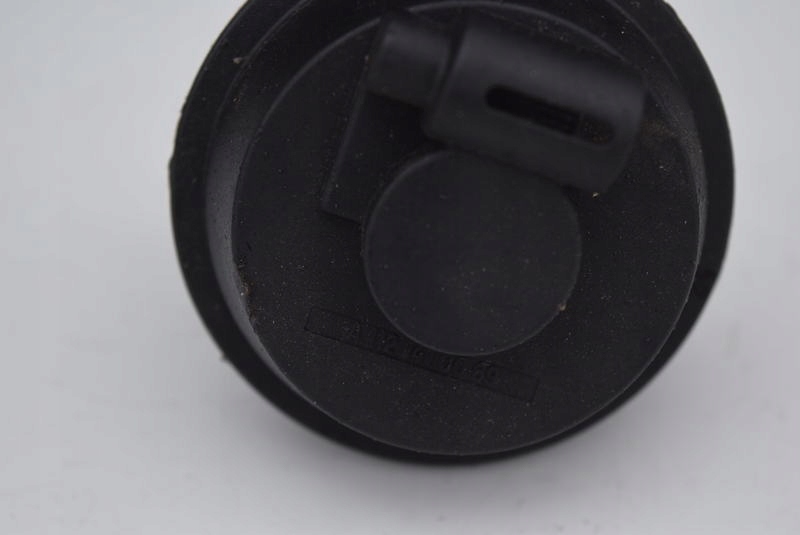 фото №4, Mercedes w210 3.2 клапан вакууму 1121410069