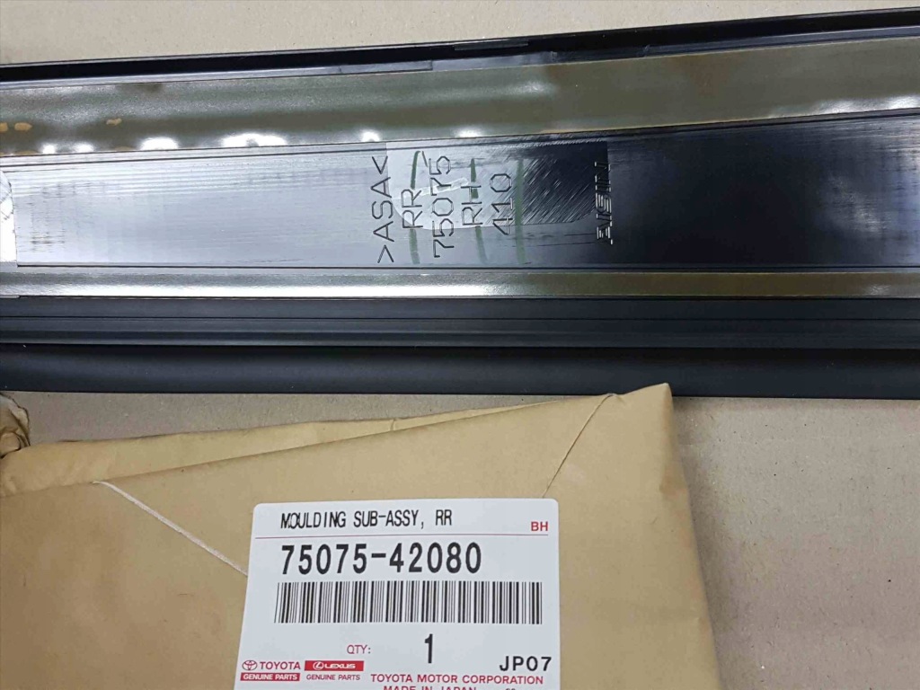 фото №3, Rav4 12-18 захист молдинг накладка рамка двері задня