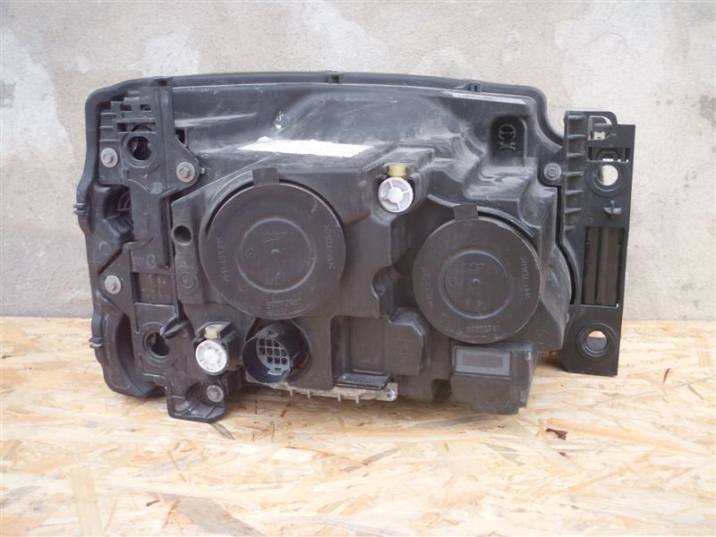 фото №4, Фара левый bi ксенон land rover discovery iv