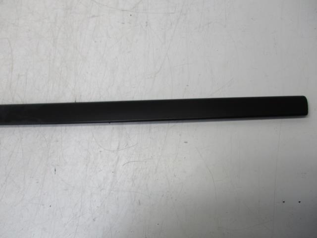 фото №3, Молдинг дверь левый перед renault twingo ii