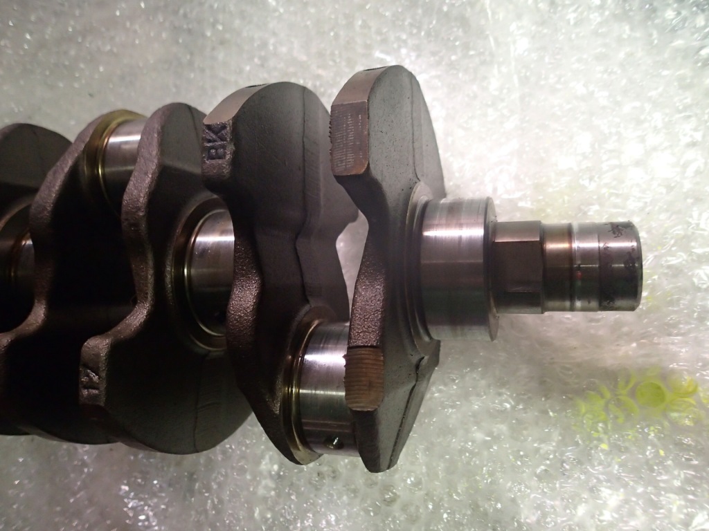 Alfa romeo 2.0 jts wał колінчастий номінал Доставка