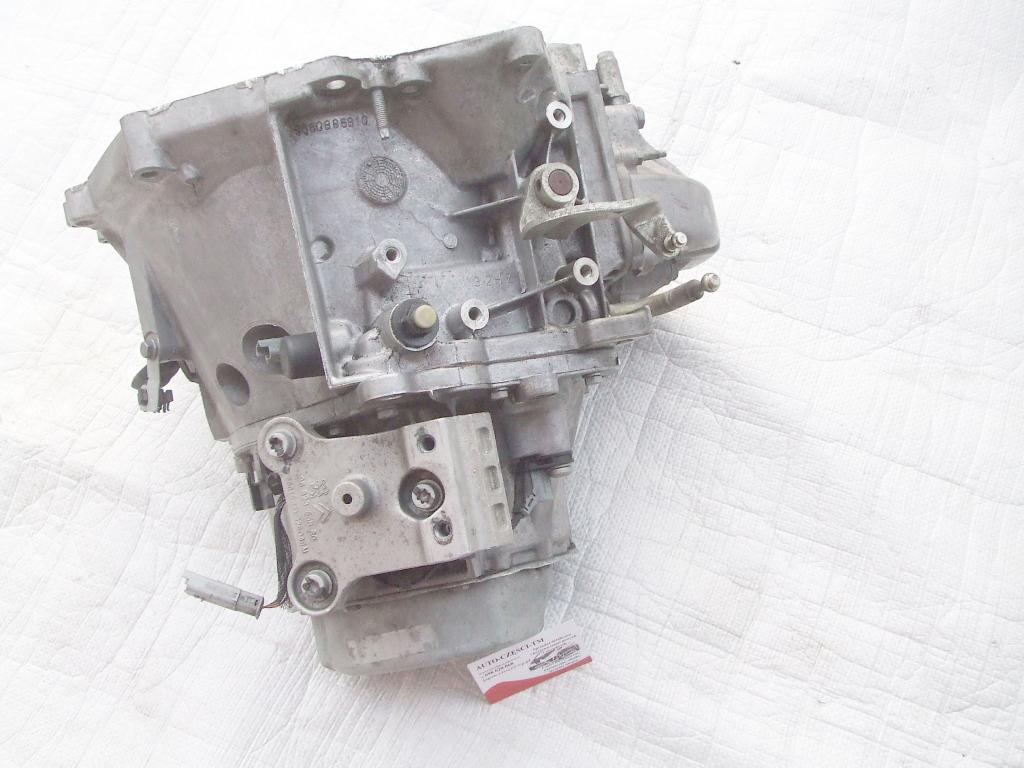 фото №1, Citroen c3 ds3 208 1,6ehdi коробка передач 20dp77