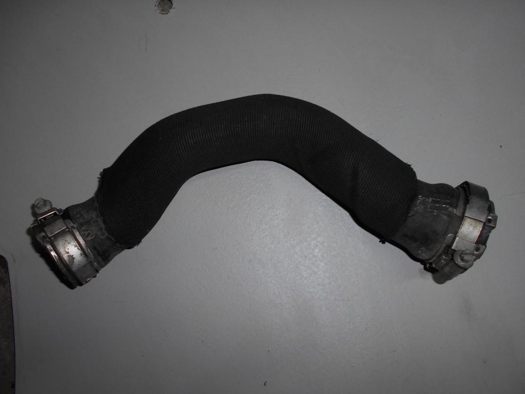 фото №1, Труба інтеркулер audi a6 c6 4f0145943d