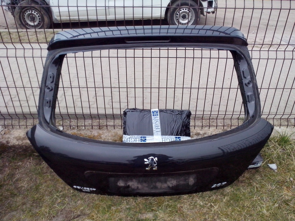 фото №1, Крышка багажника задняя peugeot 207