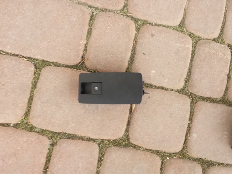 фото №1, Перемикач вікон задня europa insignia