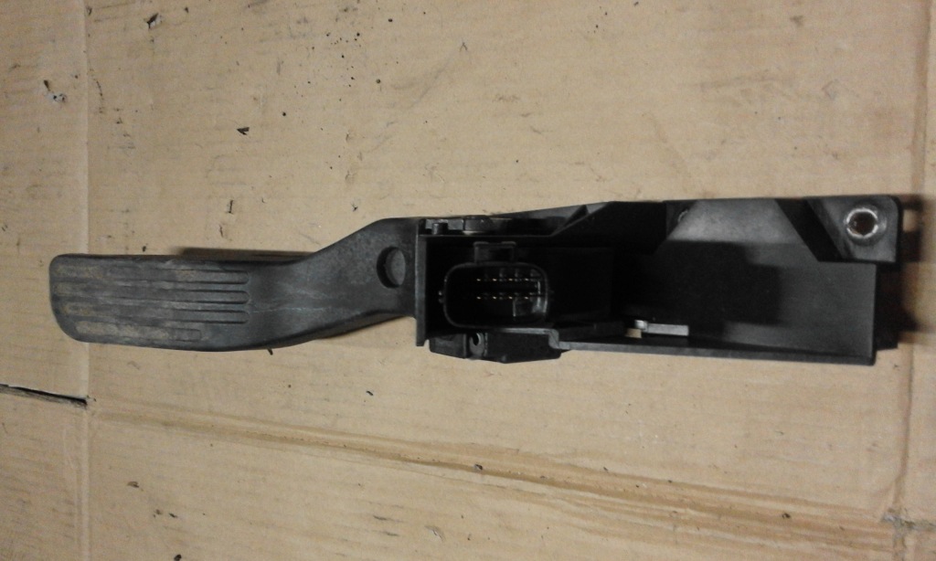 фото №1, Ford mondeo mk3 потенциометр газа