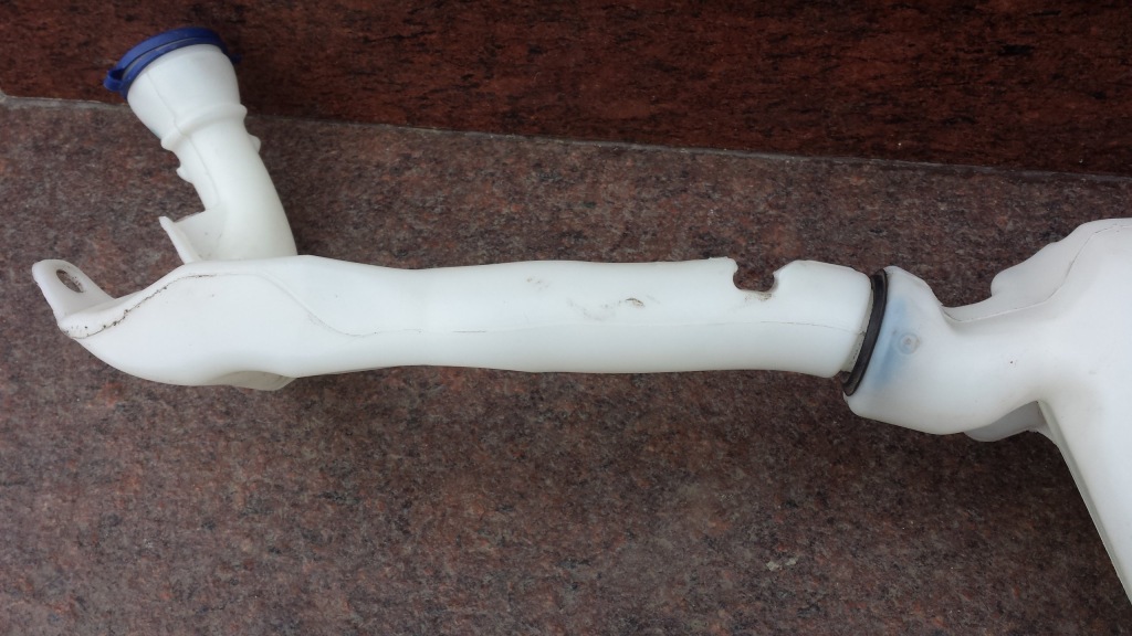 фото №7, Citroen ds3 2011 бак омывателя бачок