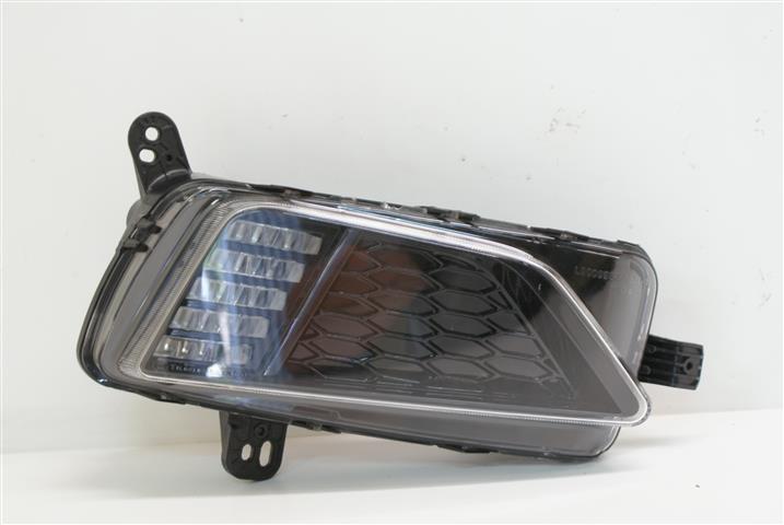 Купити Vw polo 2g0 18r. праве ліхтар drl led оригінал .