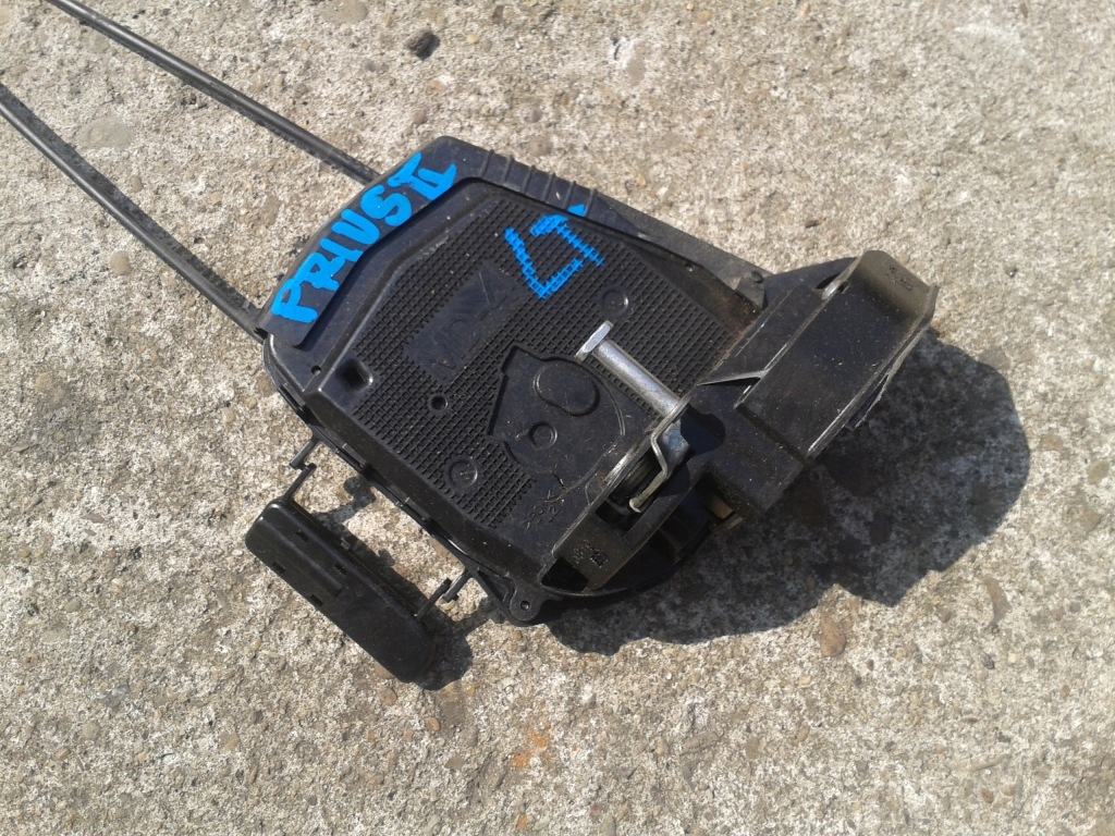 фото №1, Замок лівий задній задня toyota prius ii eu