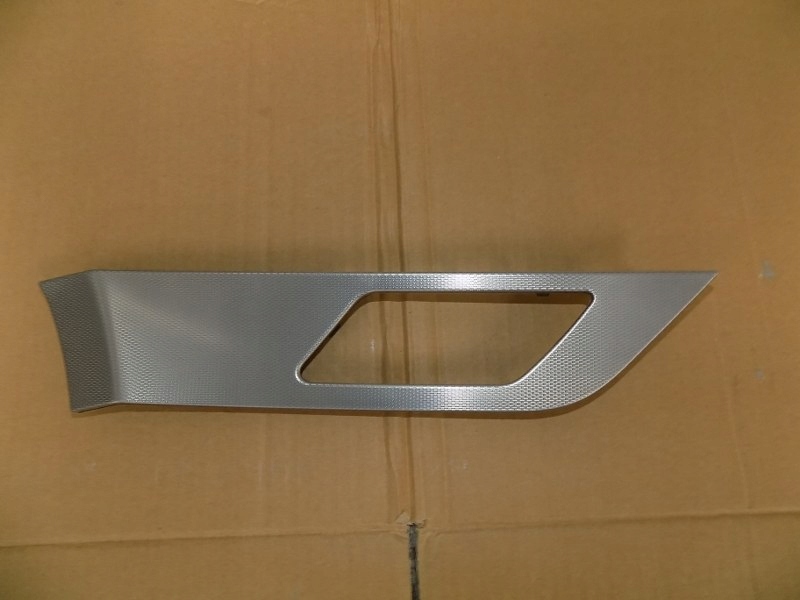 фото №1, Jaguar 16r xf x260 молдинг защита дверь перед правая