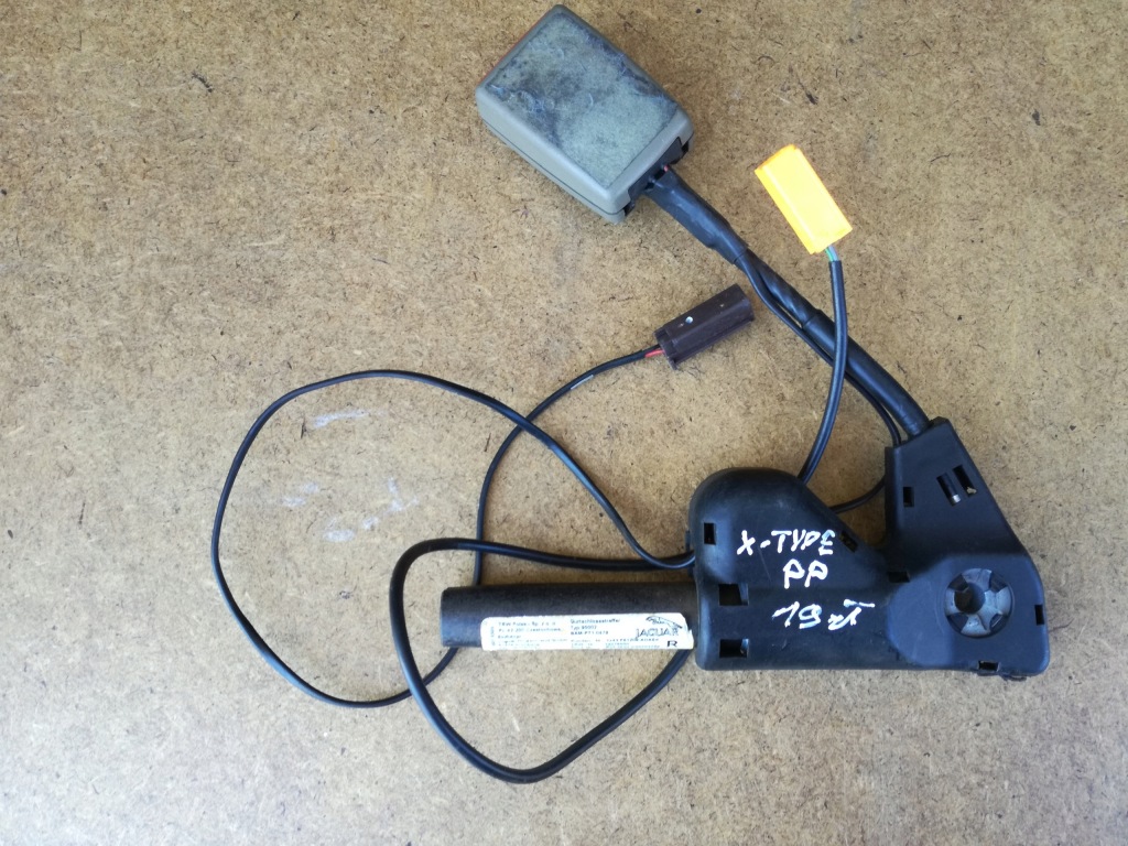 фото №1, Pas натягувач правий перед jaguar x-type 2001-2010