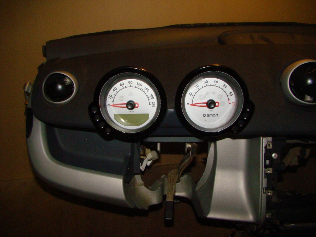 фото №10, Smart forfour панель приладів панель приладів консоль + подушка безпеки + ремені