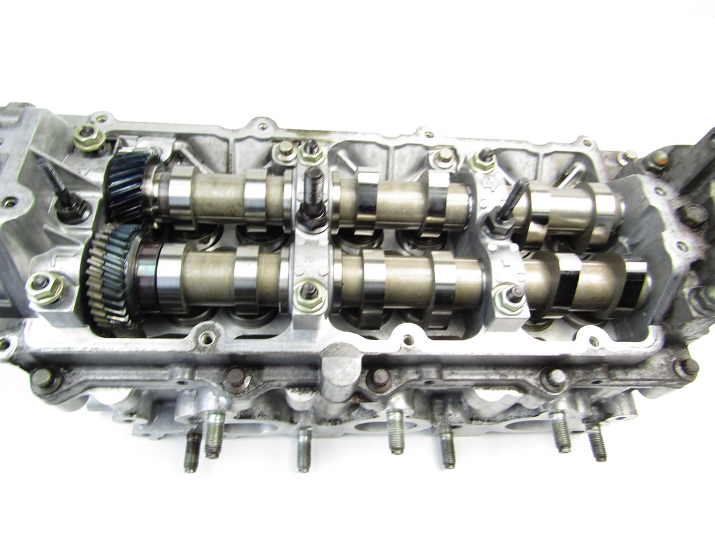 фото №4, Opel vectra c 3.0 cdti головка вали комплект