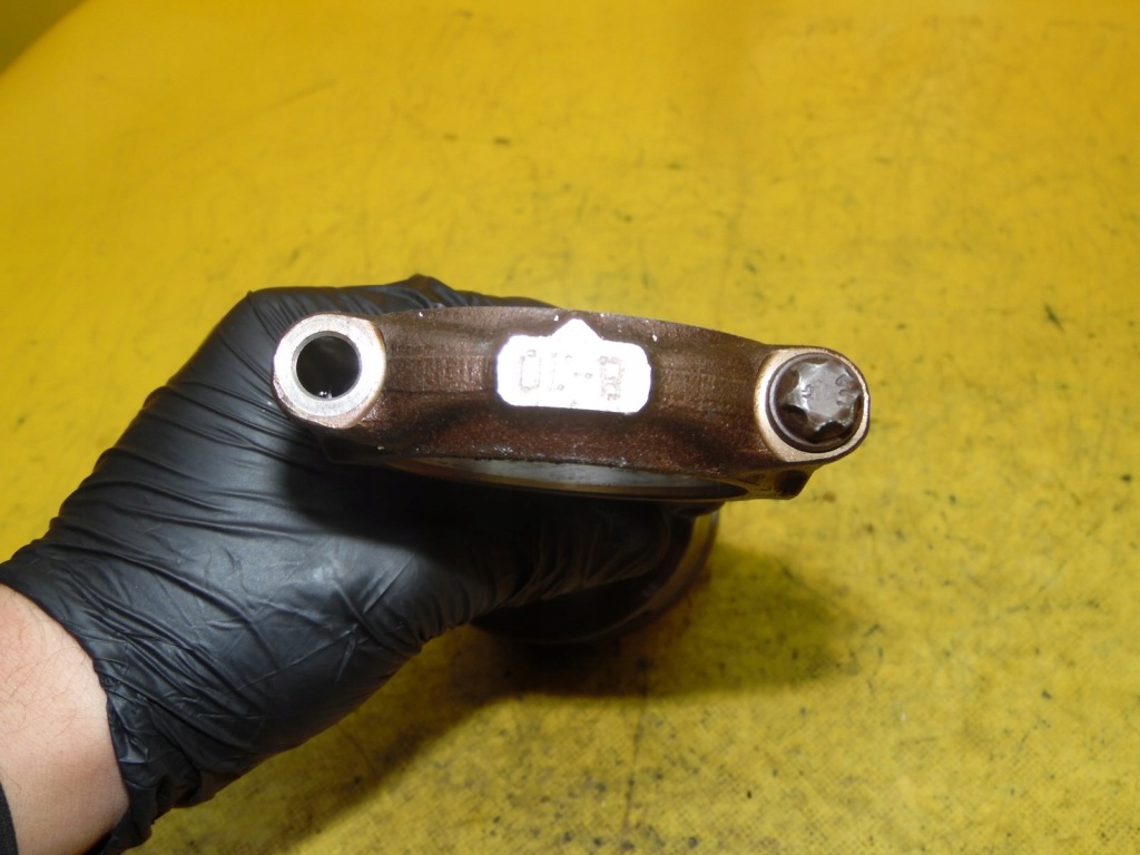 фото №6, Поршень поршні шатун шату́н a6 a8 d2 4.2 aqf 84l30