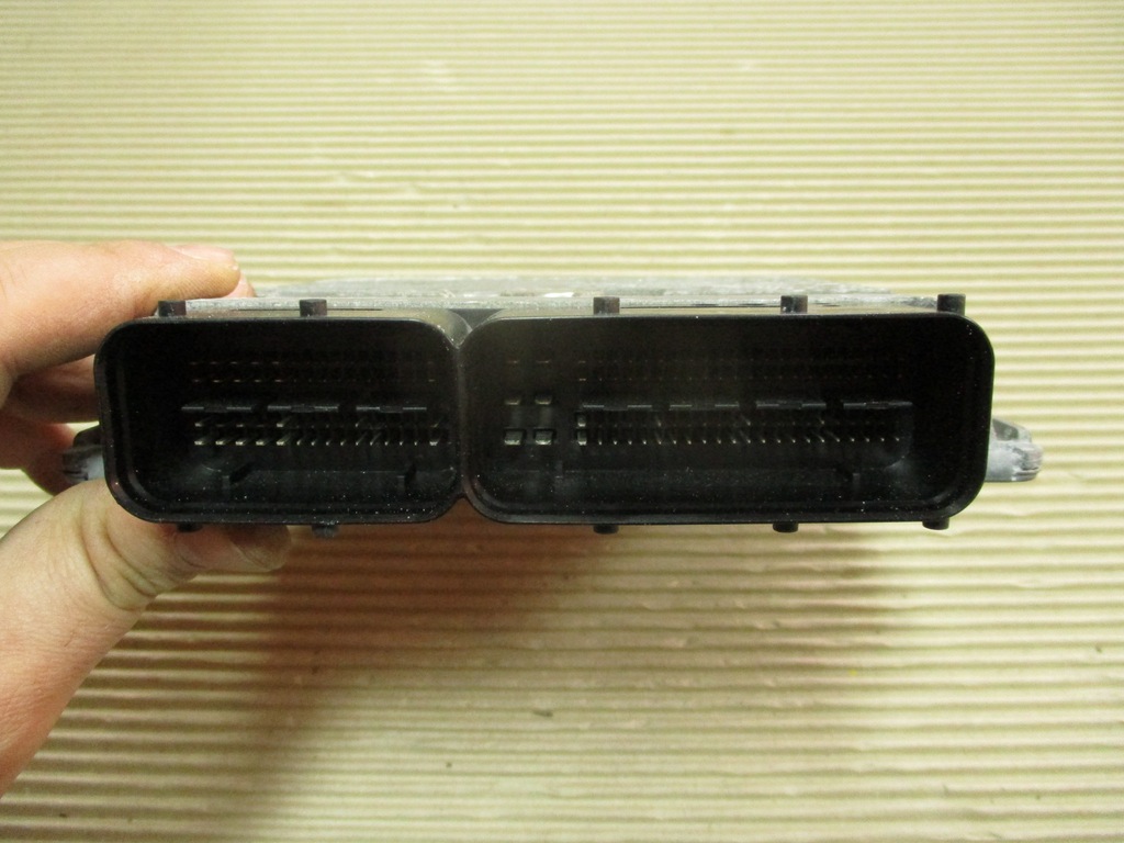 фото №5, Skoda бортовий комп'ютер двигуна 03l906023jj 5wp42678aa