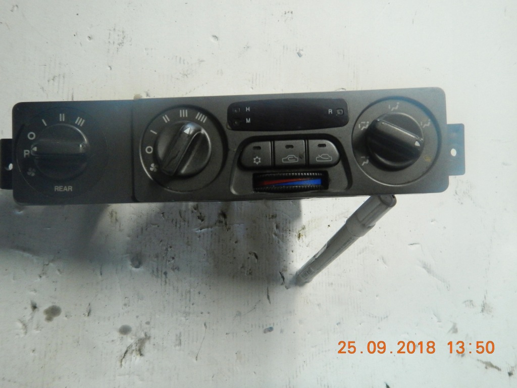 фото №1, Панель керування обдув kia carnival i