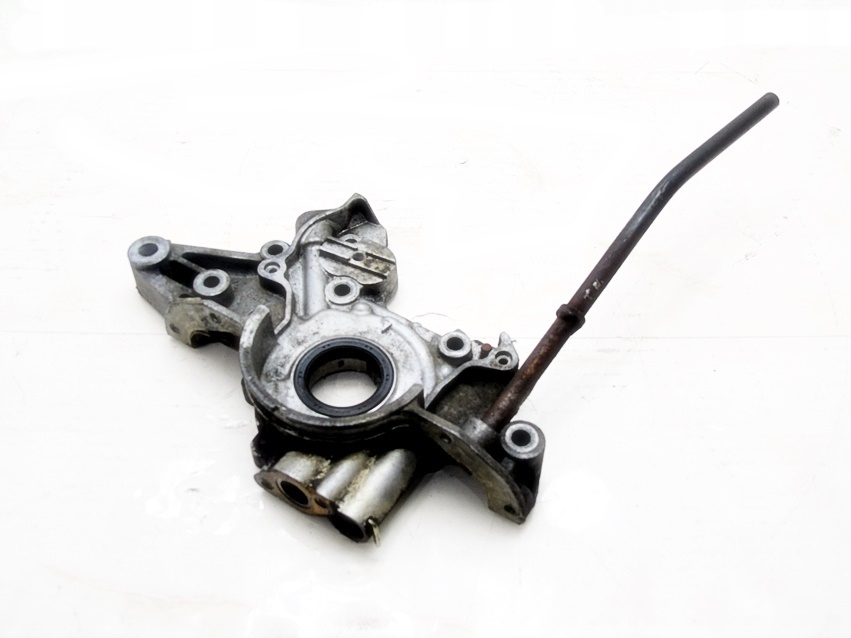 Купить Насос масла mazda 1.3 16v 323 121 pride