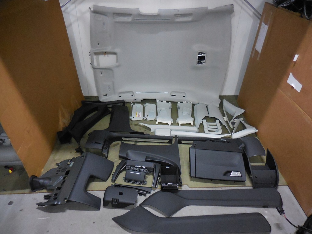 фото №1, Audi a8 4n0 d5 стеля