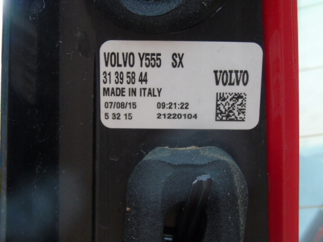 фото №7, Volvo v40 лампи бампер кришка багажника задня 2015r.