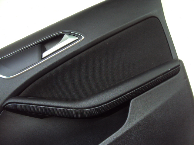 фото №4, Обивка дверь правый перед mercedes a-klasa w176