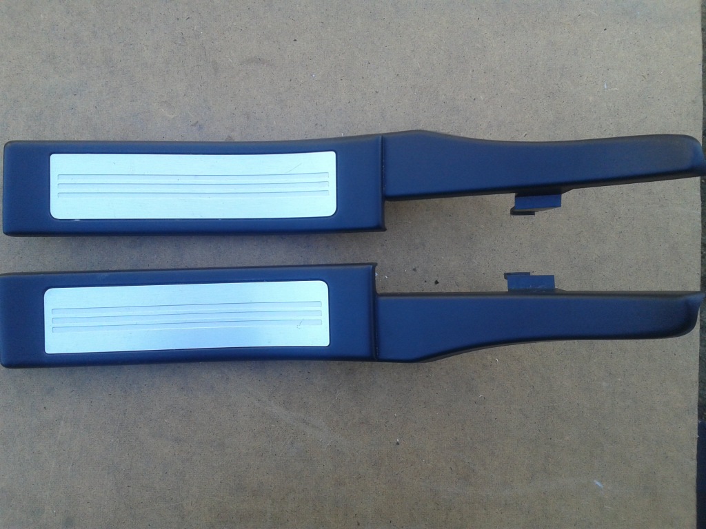 фото №1, Молдинг порог накладка правая задняя jaguar xf x250